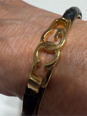 Gucci Gold Link Accent Black Leather Bracelet for Women